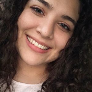 Meet your Posher, Magdalena